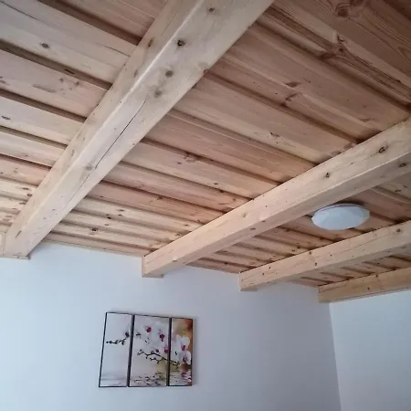 Orsegi Eden Vendeghaz * Hegyhatszentjakab